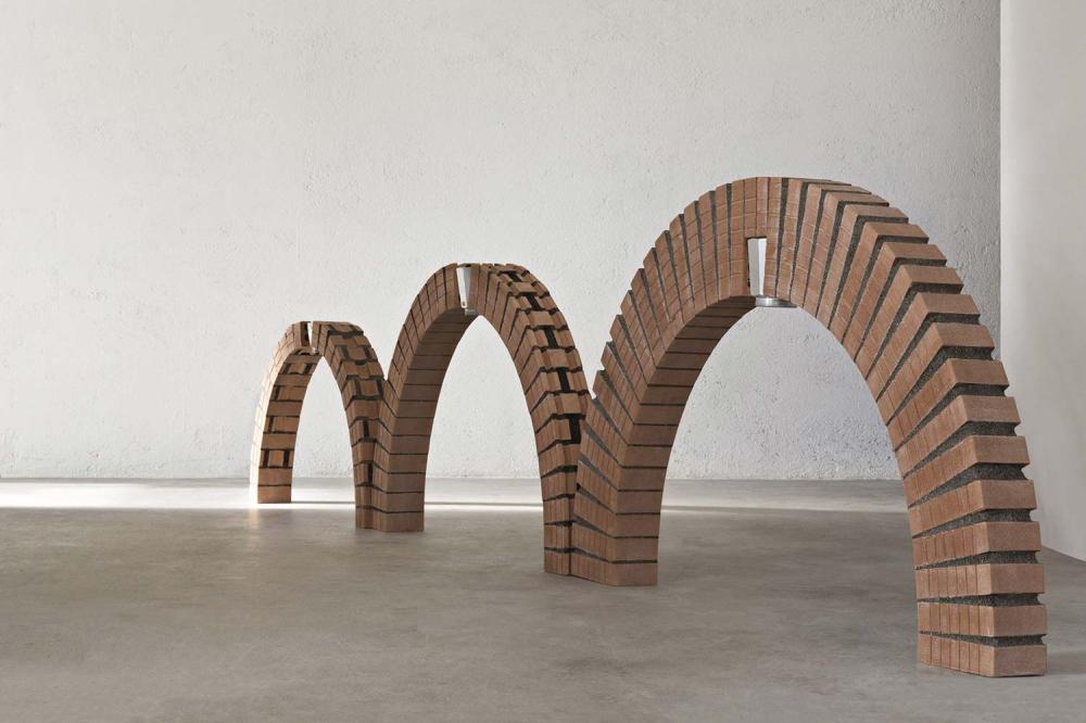 Waking Arch 2015
Bricks, mortar, epoxy, coffè, heating vessel Moka 
250 x 15 x 90 cm.