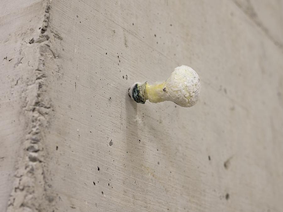 Bulb, 2016
Bulb, sands, silice, various metals