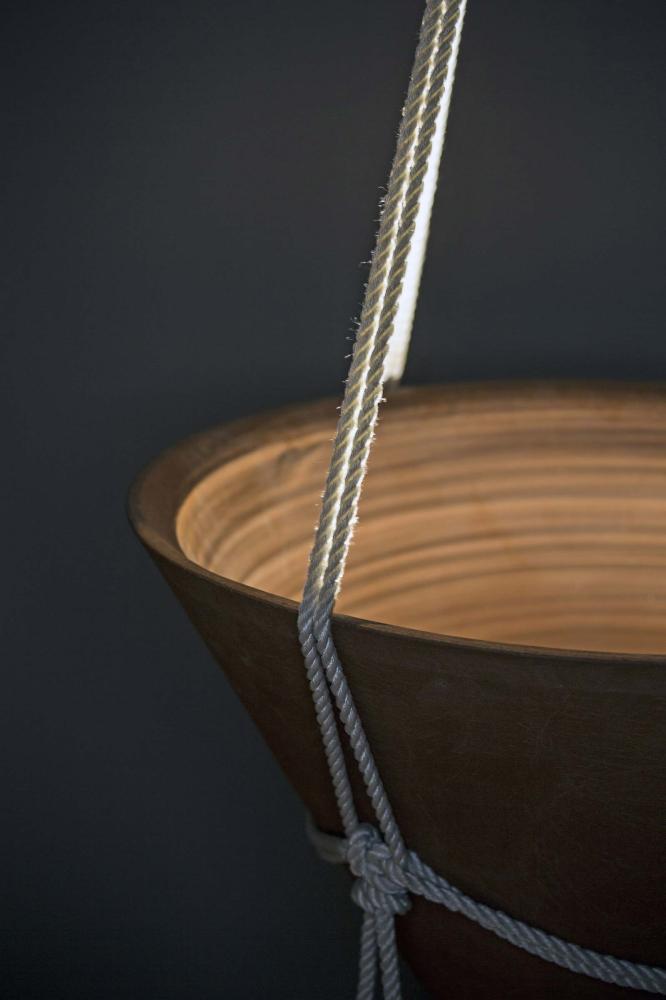 Lethe 2011
Refractary clay, quartz, rope, 70 x 70 x 70 cm.
140 x  140 x 140 cm.